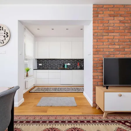 Przytulny I Przestronny W Krakowie Z Parkingiem Biurkiem I 2 Balkonami By Renters 아파트 크라쿠프